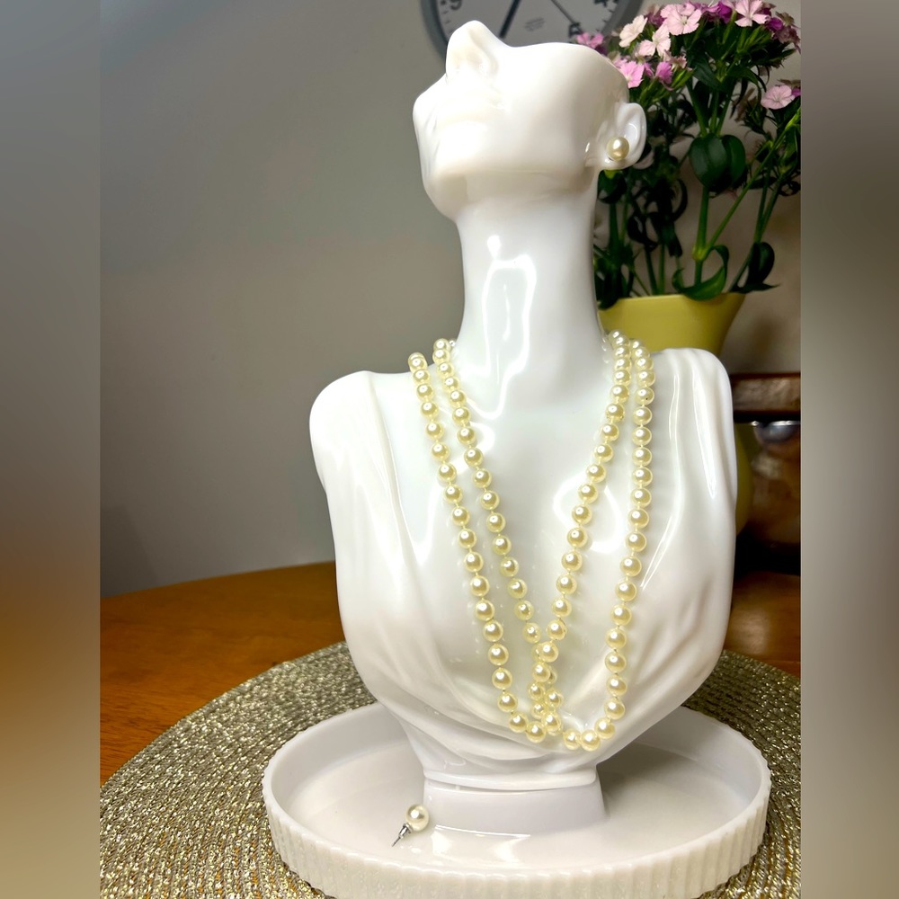 Lauren Ralph Lauren Imitation Pearl Necklace and Earring Set ✨